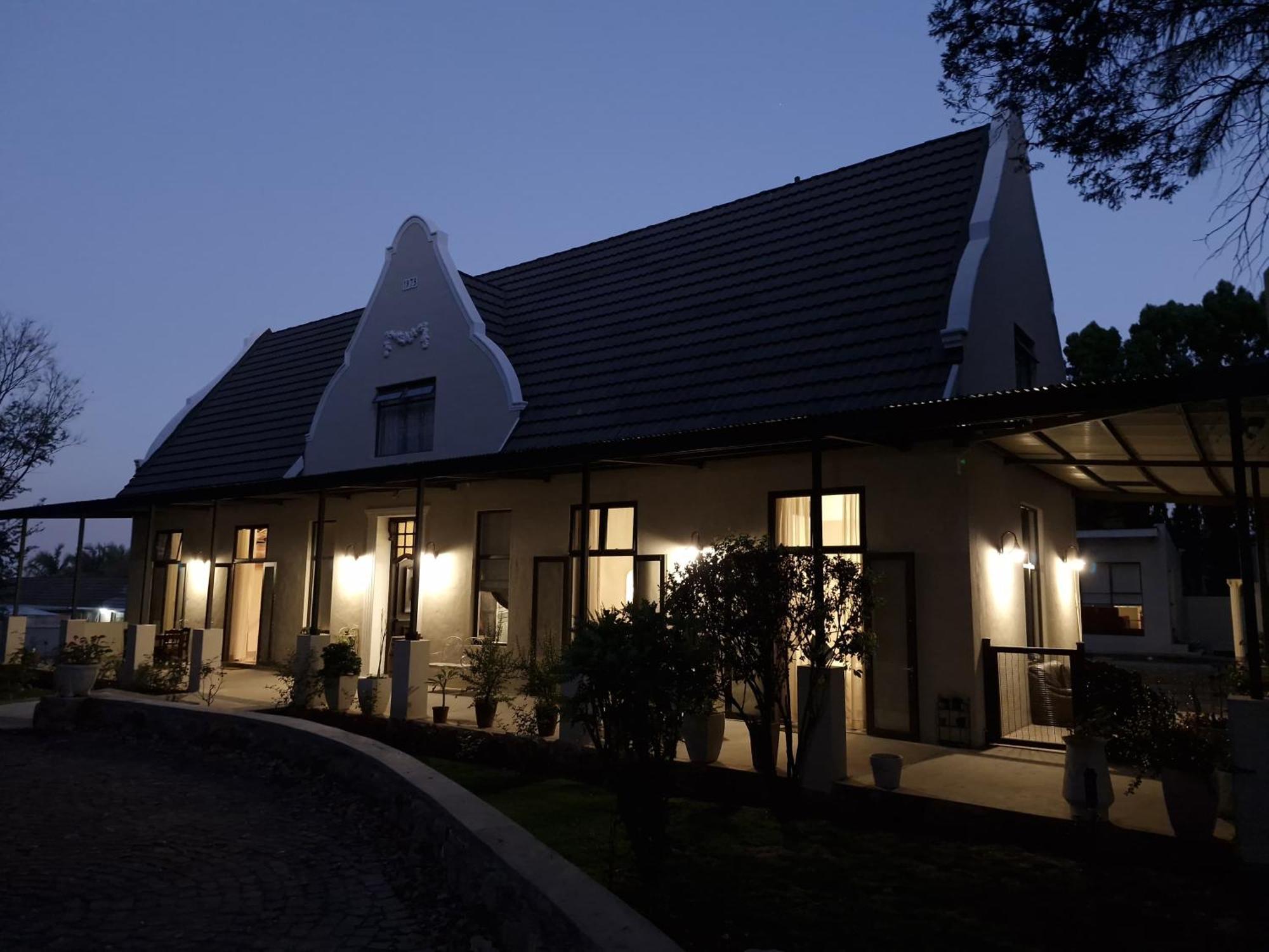 Le Chateau Guest House And Conference Centre Kempton Park Exterior foto